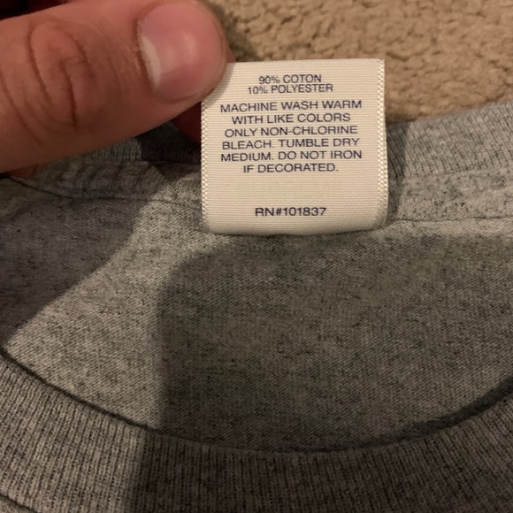 Supreme Shirt - Picture 4 of 5